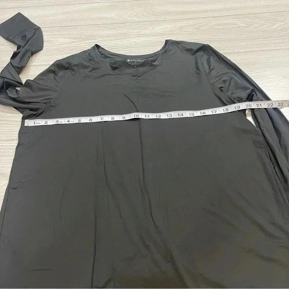 Athleta Dark Gray Athletic Running Long Sleeve Top Shirt Womens Size L - Picture 7 of 10